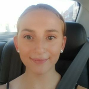 Meet your Posher, Hanna